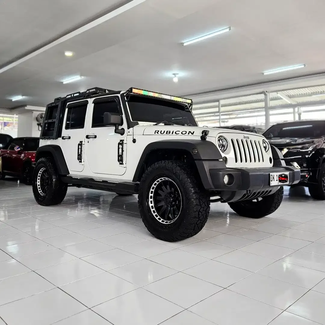 [2012] DP 31jt! Jeep Wrangler JK Sport Renegade 4x4 at 2012 DK Rubicon - Image 1 of 10