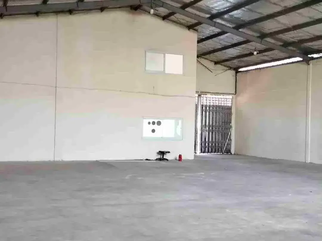 jual gudang luas 9 are akses container masuk 100 m dari Gatot Subroto Barat Denpasar - Image 3 of 9