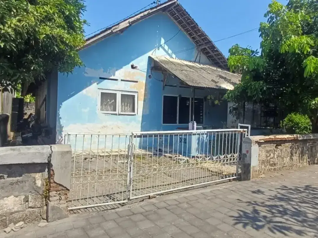 Dijual tanah + bangunan Lokasi waturenggonh panjer  Denpasar Selatan - Image 2 of 5