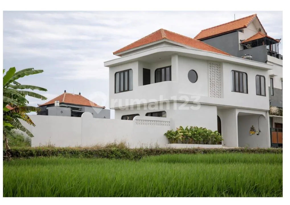 Freehold - Discover Your Perfect Dream Villa In Buduk, Close To Canggu, Mengwi, Bali - Image 1 of 4