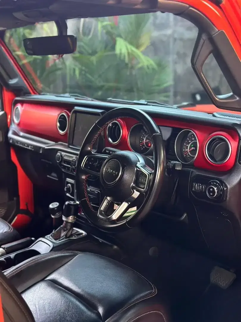Jeep Wrangler 2020 Turbo ISTIMEWA LOW KM - Image 5 of 10