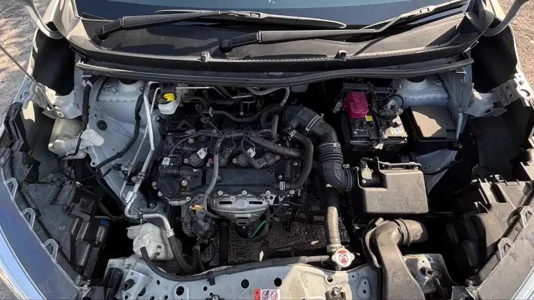 Toyota Avanza 2022 Matic - Image 5 of 10