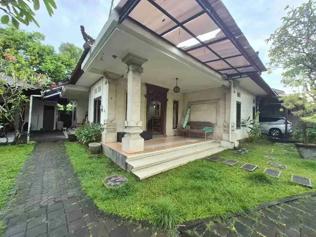 Rumah Halaman Luas Buluh Indah Gatot Subroto Barat Denpasar - Image 9 of 10