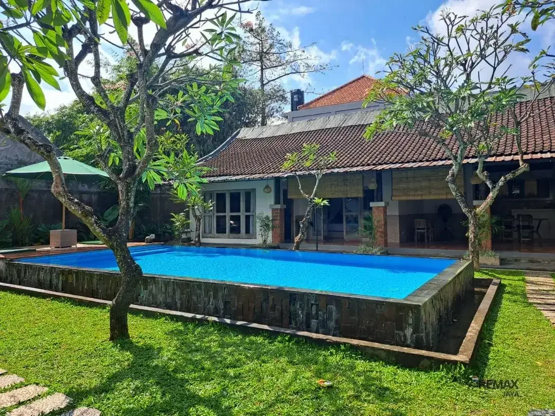 Villa minimalis lingkungan aman dan nyaman Disewakan, di Sanur Kauh - Image 1 of 8