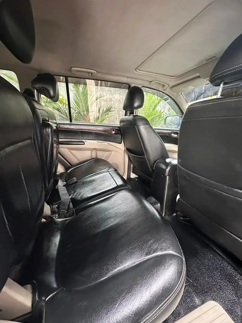 PAJERO DAKAR SPORT 2014 MATIC DIESEL LOW KM ISTIMEWA - Image 7 of 10