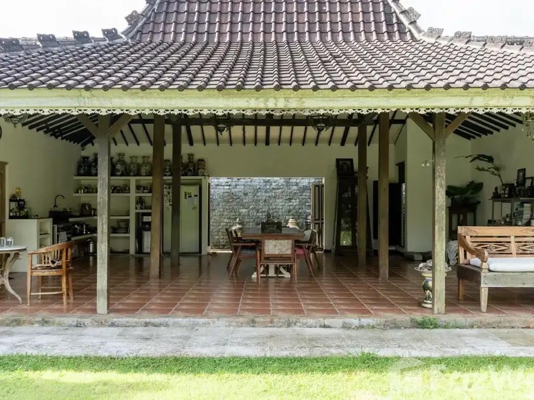 6 Bedroom Villa for sale in Jimbaran, Bali - Image 5 of 10
