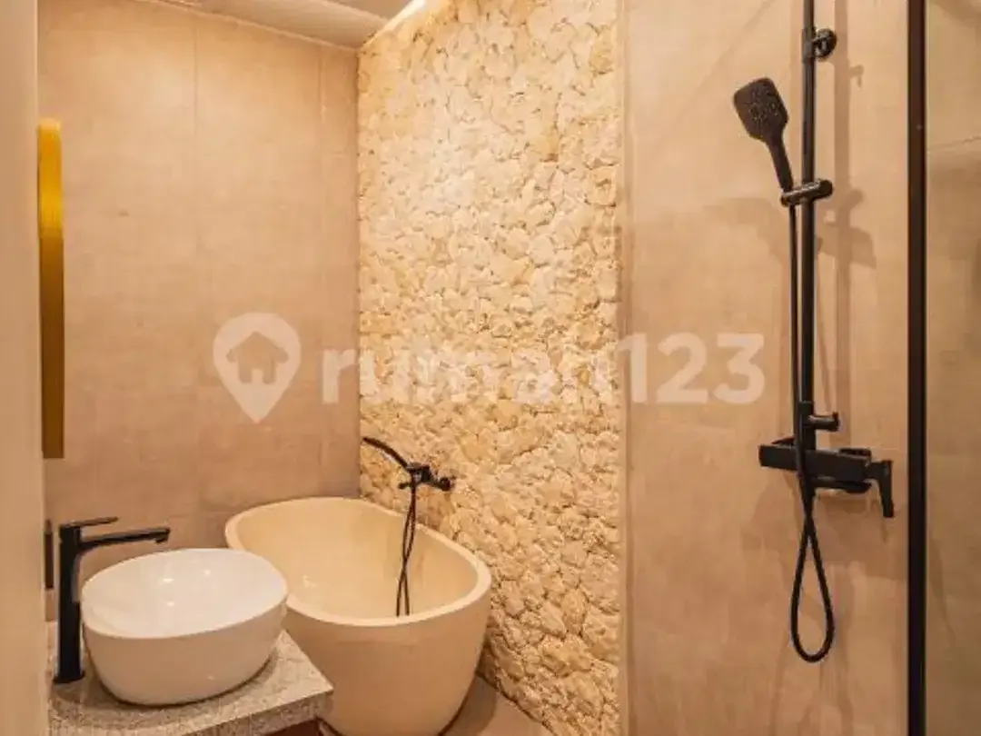 For Sale Brand New Villa Modern Kontemporer Style - Image 4 of 9