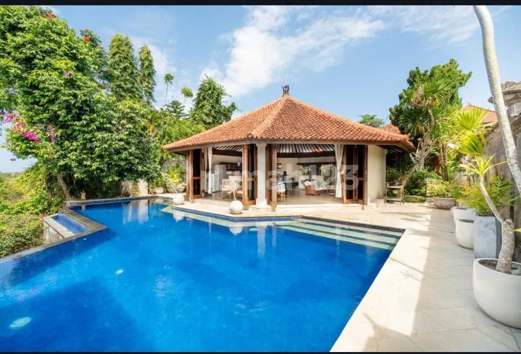 FOR RENT NEW BUILDING 4 BR OCEAN VIEW BEST VIEW BEST LOCATION UNGASAN - Image 2 of 4