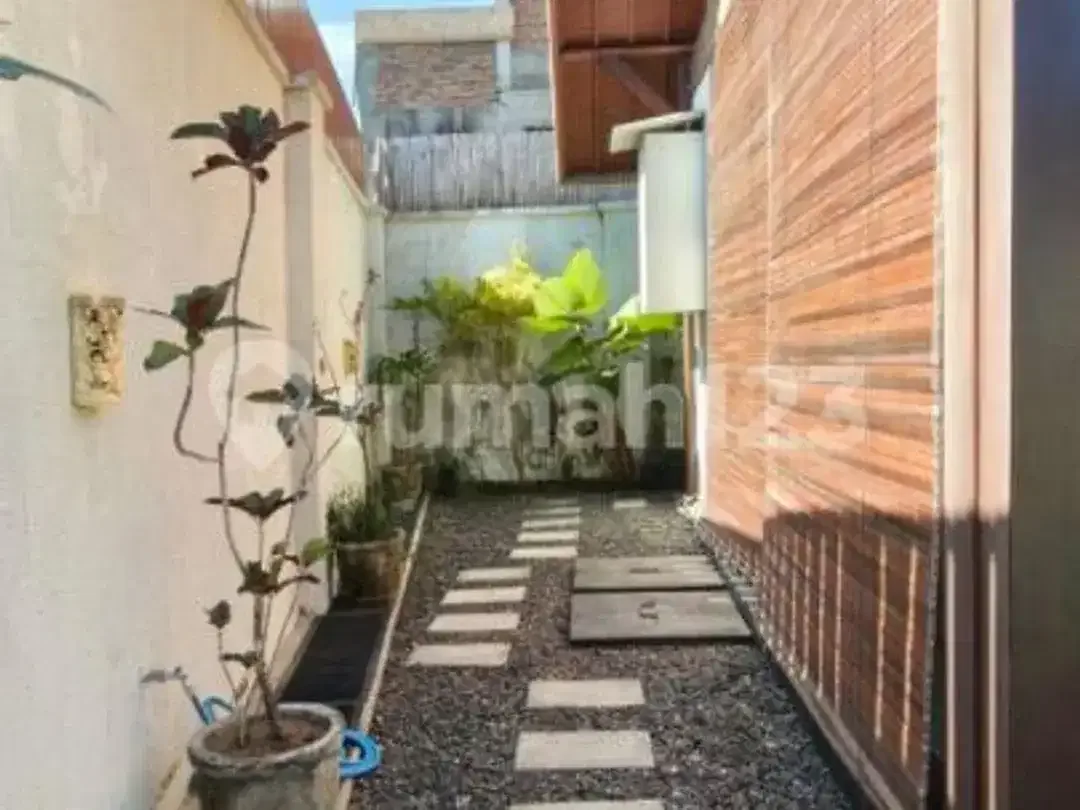 For Sale Luxury Villa Modern Style At Ungasan - Image 2 of 10