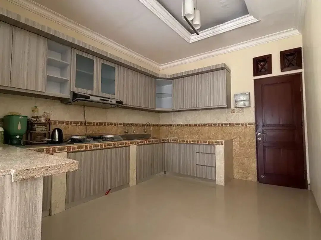 Rumah Luas Tanah 5.6 Are Dijual, di Kerobokan, Dekat Highscope School - Image 3 of 10