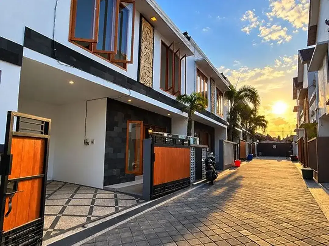 (AMS-004.GKS) Dijual Rumah Minimalis Lantai 2 di Jantung Kota Denpasar - Image 3 of 10