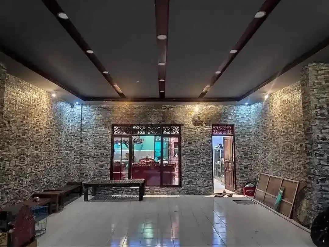 DIJUAL RUKO 3 LANTAI – JALAN RAYA GATOT SUBROTO TIMUR - Image 2 of 3
