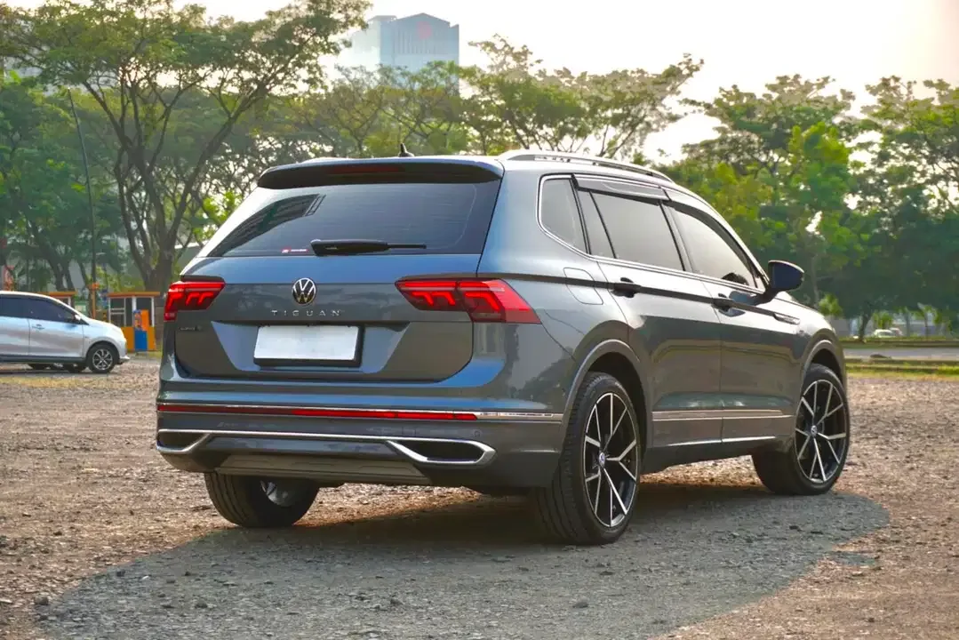 7 SEATERS FAMILY SUV ! VW Volkswagen Tiguan Allspace 1.4 TSI 2024/2025 - Image 7 of 10