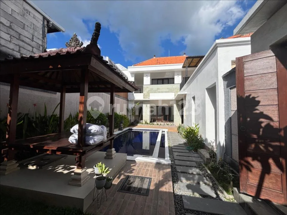 Villa Sewa dengan 3 Kamar Tidur di Jl Munduk Batu Belah, Pererenan - Image 3 of 4