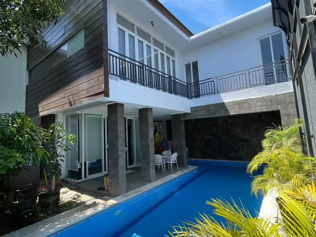 Leased For 25 Years 3 Bedrooms Villa In Jl. Gunung Salak, Kerobokan - Image 1 of 10