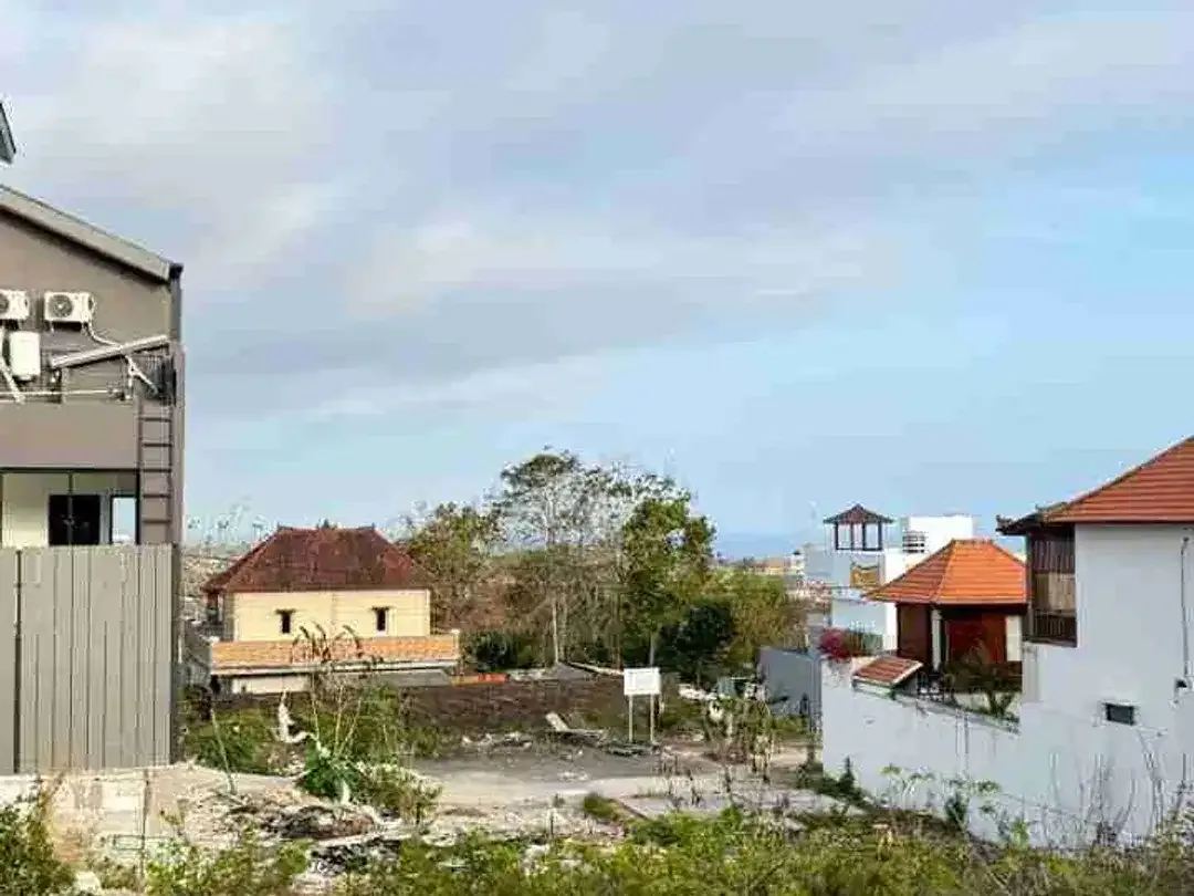 Jual Cepat Tanah Luas 2are/200m Lokasi Gg, jepun Pura matsuka Ungasan Zona Kuning Hadap Barat. area Investasi - Image 2 of 10