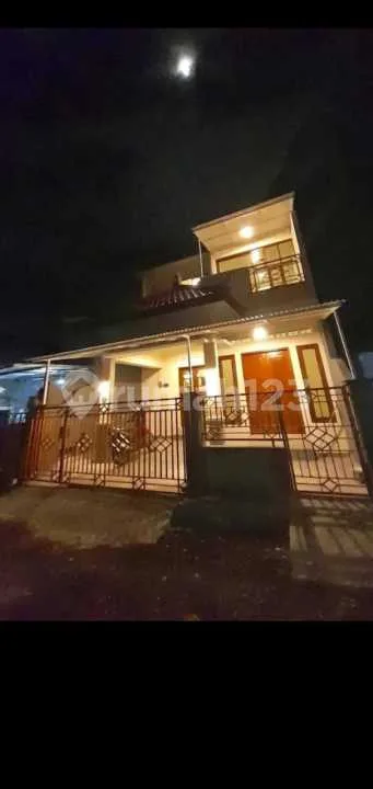 Rumah 2 Lantai Non Furnished Area Ungasan Badung - Image 1 of 4