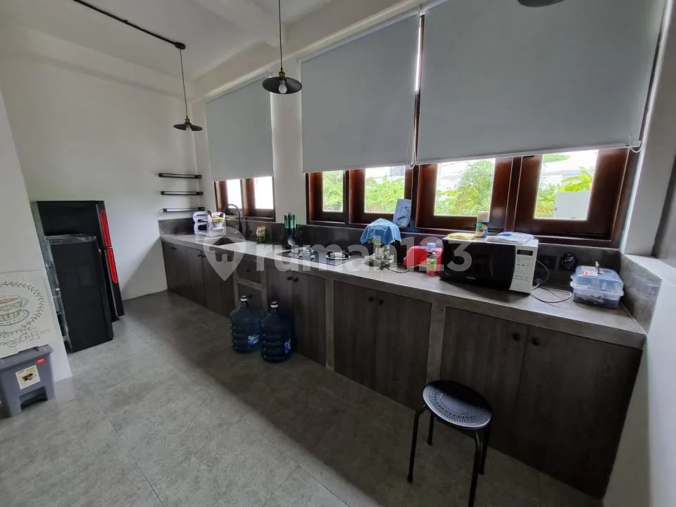 Beautiful Luxury 3 Bedroom Villa In Jl. Petitenget Kerobokan Ideal For Family Living - Image 3 of 4