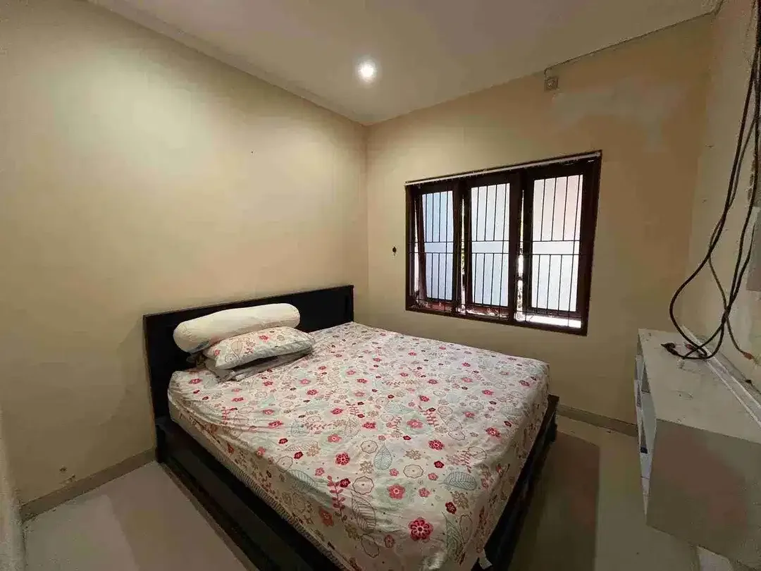 Rumah Dijual, 2 Lantai, 3Kt 3Km, SHM, Gatot Subroto Denpasar, One Gate Security. - Image 5 of 9