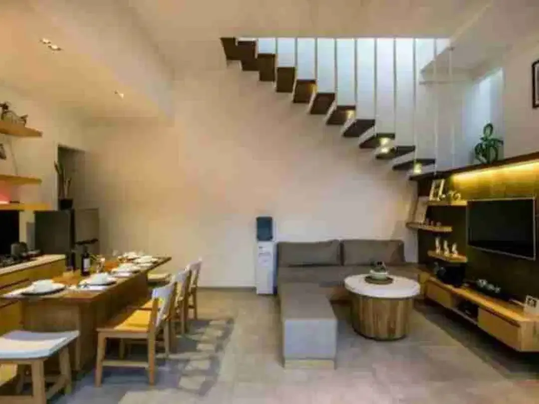 Jual Unit Villa 2lt Furnished Jl Bidadari Seminyak  area cocok untuk Hunian atau Investasi - Image 3 of 10