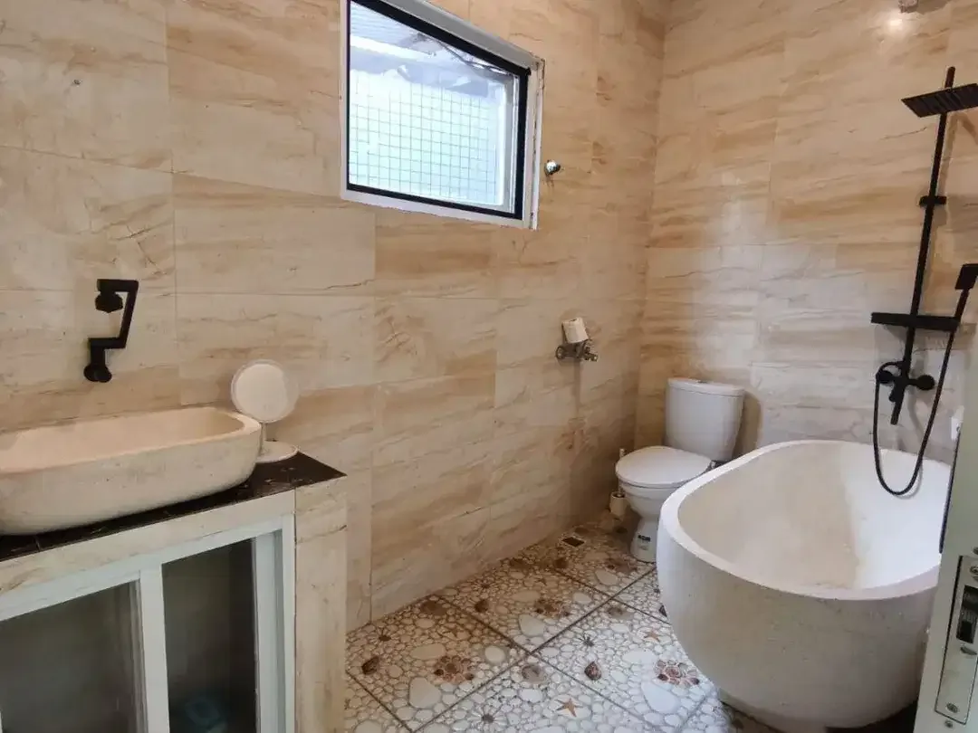 Vila Modern Minimalis Dekat Jalan Raya Uluwatu, Ungasan Dekat Bingin - Image 4 of 10