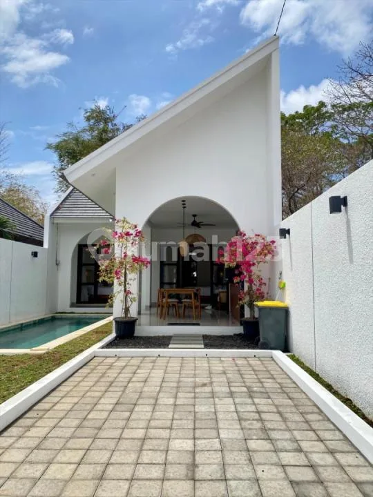 Villa Baru 2 Kamar SHM + Private Pool Taman Mumbul Nusa Dua - Image 3 of 4
