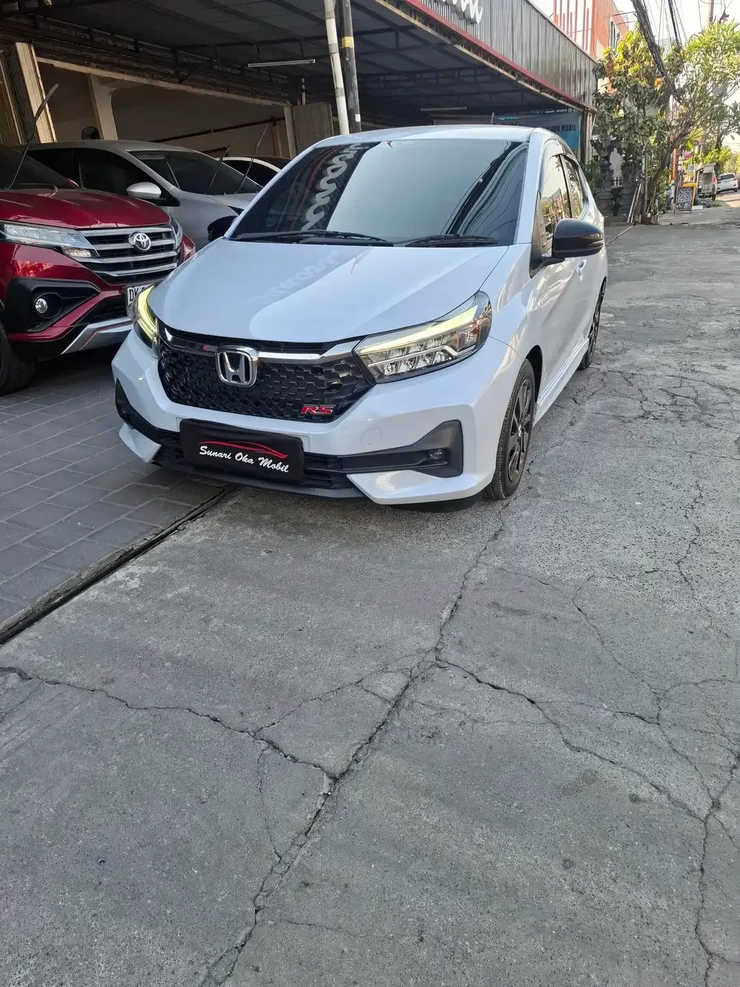 HONDA BRIO NEW RS - Image 2 of 8