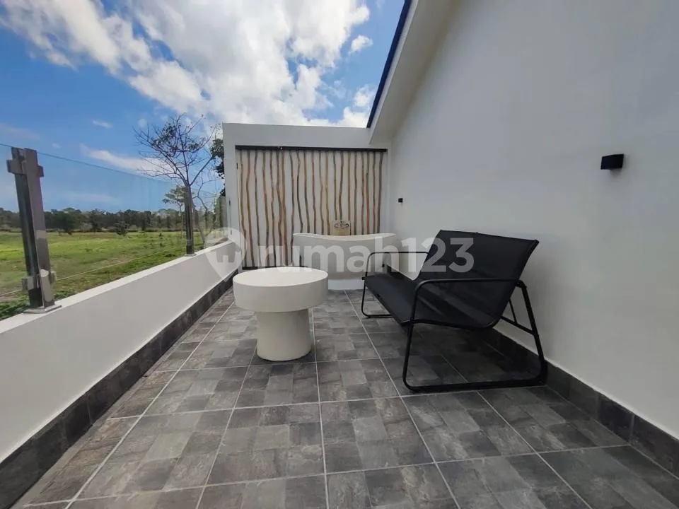 Dijual Luxury Villa Walking Distance Nuanu Beach, Jalan Pantai Nyanyi, - Image 2 of 4