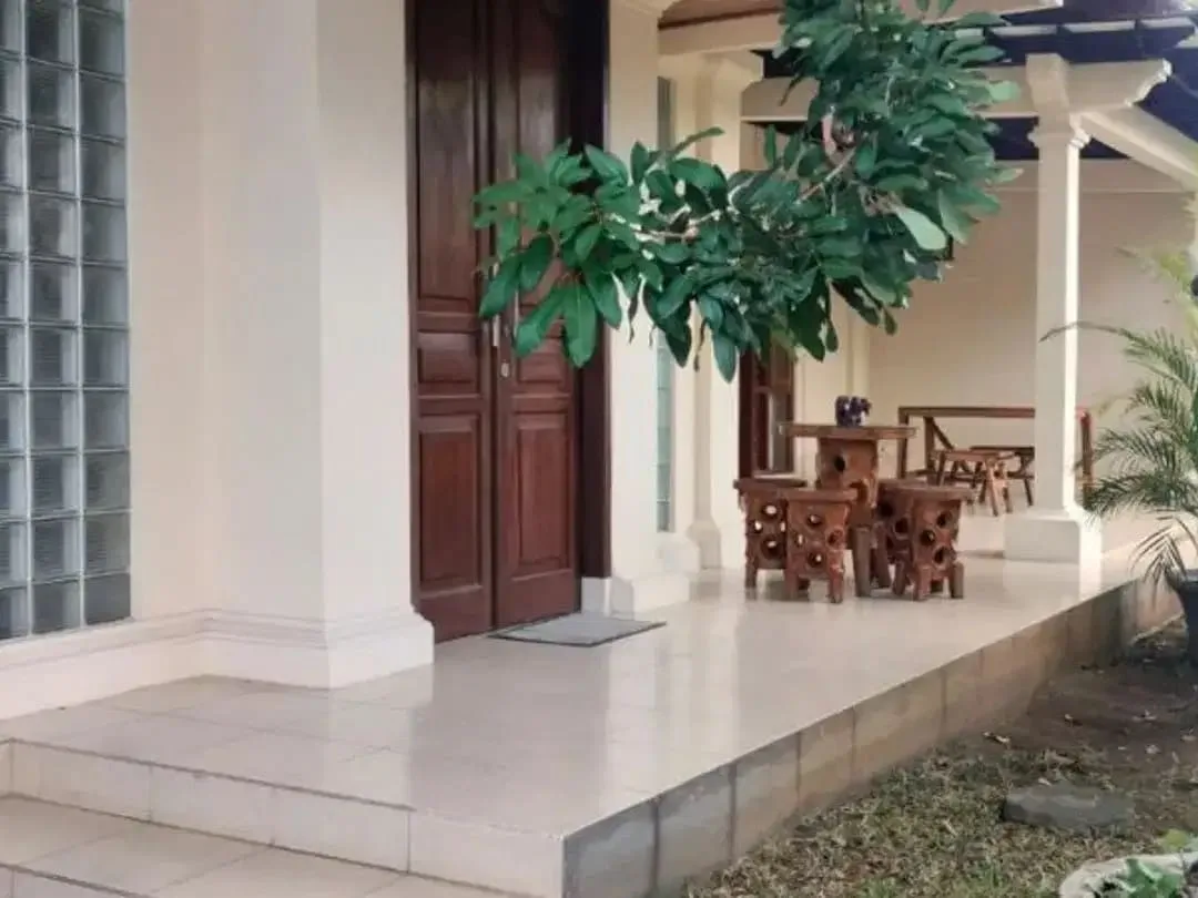 TANAH PREMIUM STRATEGIS BONUS RUMAH DI PEMUDA RENON DENPASAR - Image 3 of 10