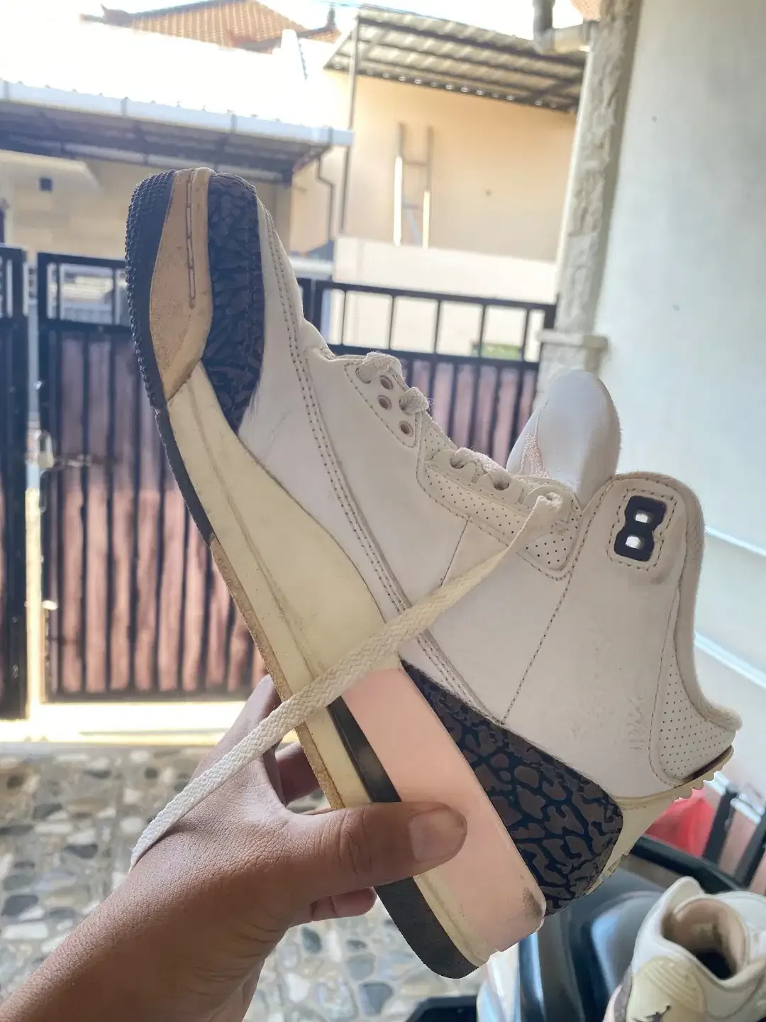 Air Jordan Neapolitan Dark Mocha - Image 8 of 9