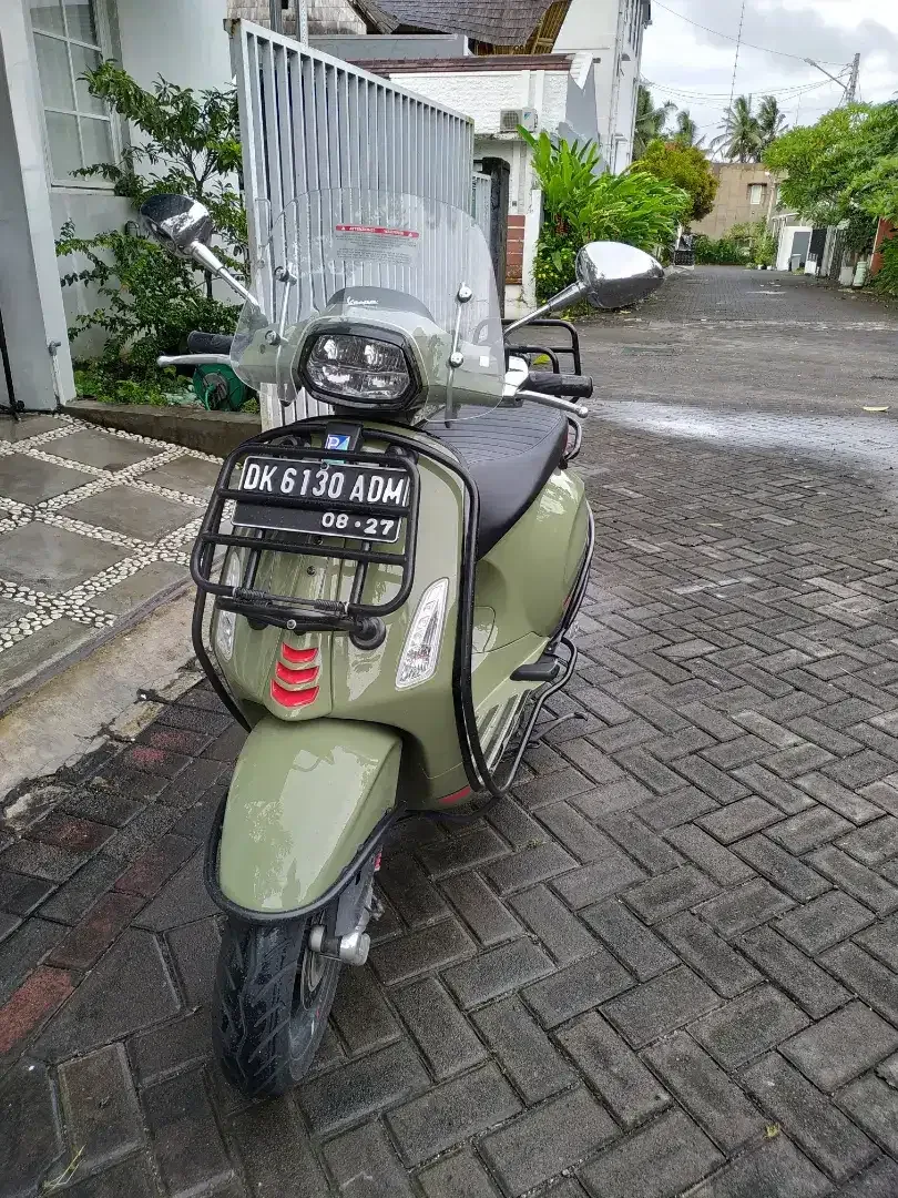 VESPA SPRINT S 150 I-GET ABS Aksesoris 11jtan Helm Half Face Vespa Ori - Image 1 of 6