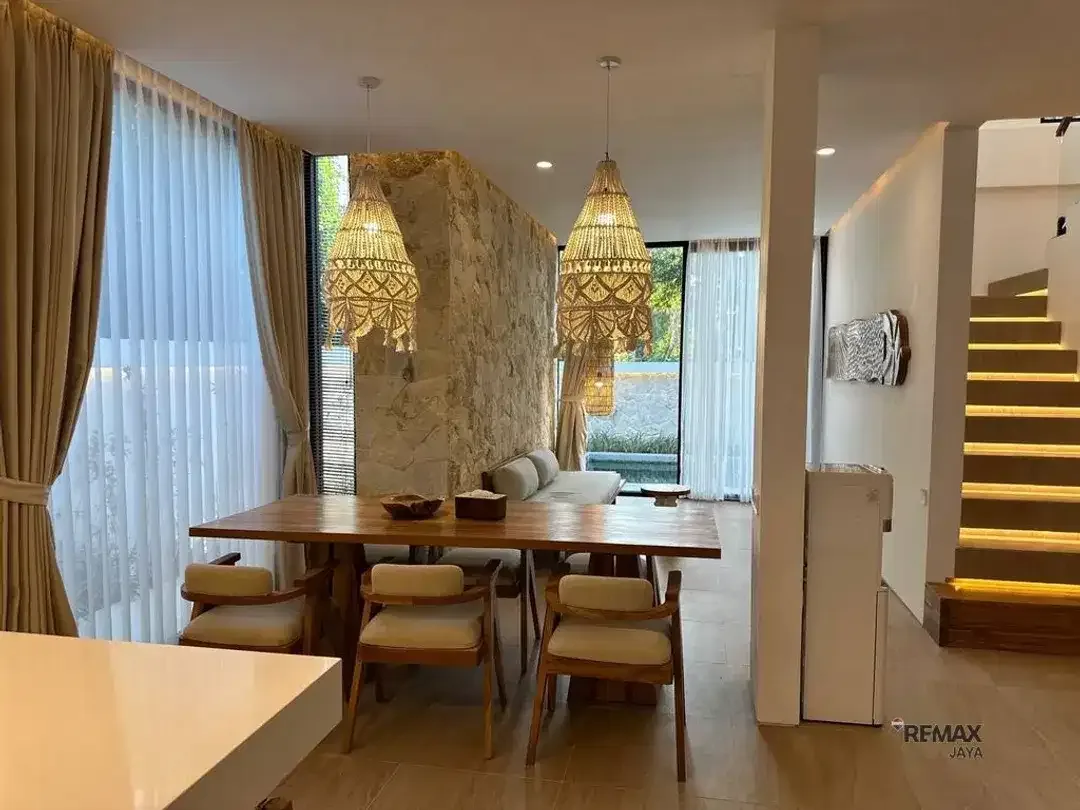 Luxury 3-Bedroom Villa With Elegant Design For Sale In Pecatu - Image 3 of 10