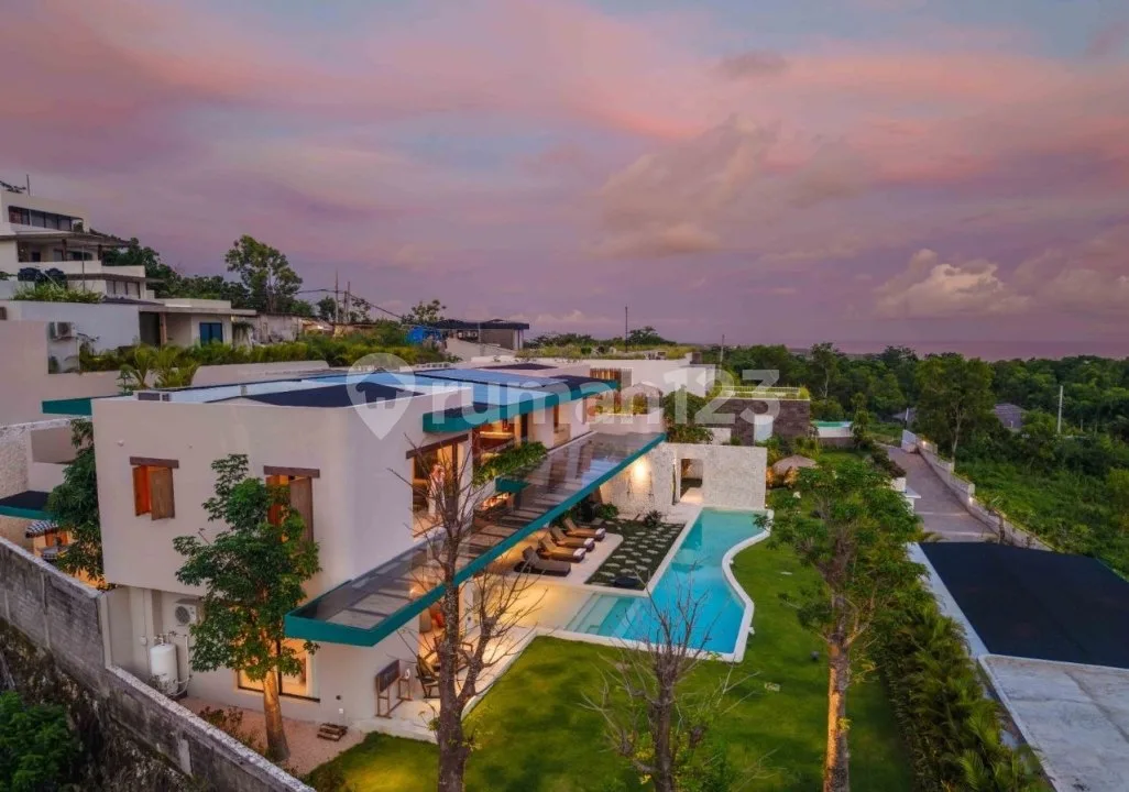 Luxury Ocean View Villa Pecatu - 4Br 1000M2 - Image 1 of 4