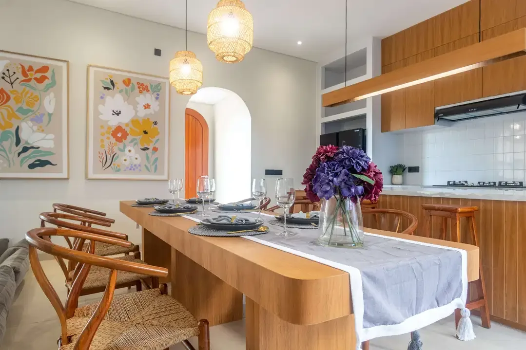 Dijual Villa Cantik Dengan Akses Mudah ke Berbagai Fasilitas Penting - Image 9 of 10