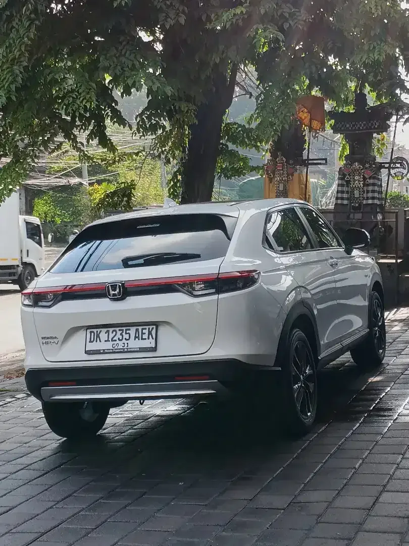 HRV SE NEW MODEL 2023 PAJAK BARU LOW KM SEPERTI BARU - Image 4 of 10