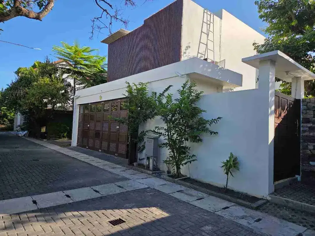 freehold luxury villa at sanur - Image 8 of 10
