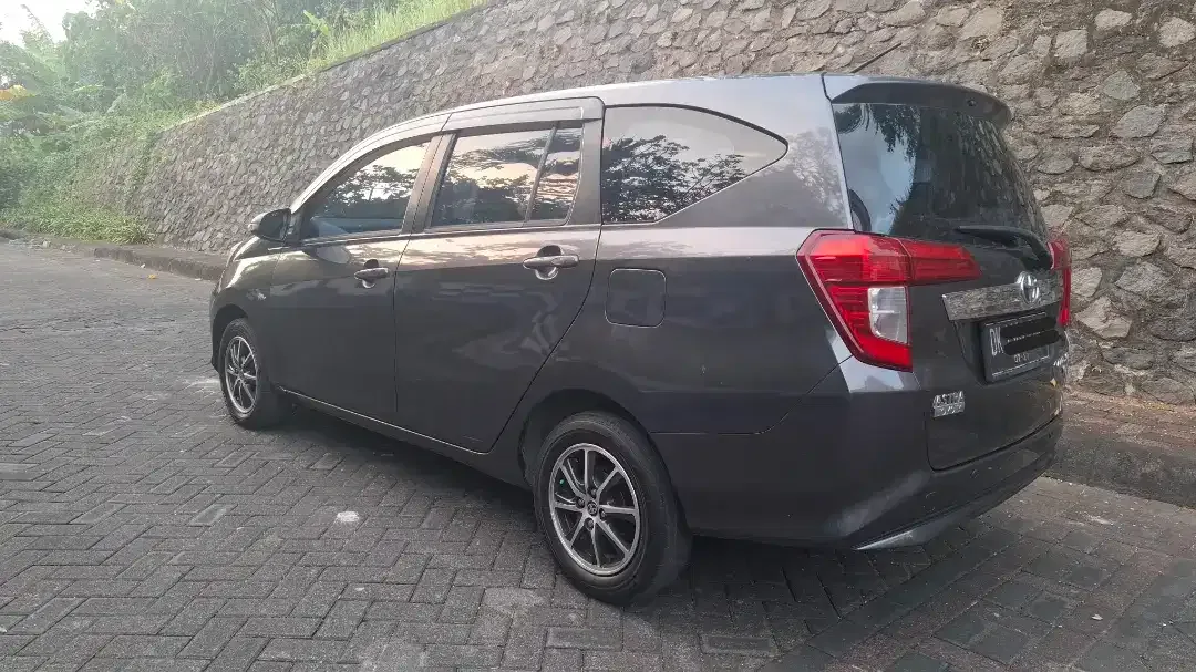 Toyota Calya Automatic 1.2 G - Image 7 of 7