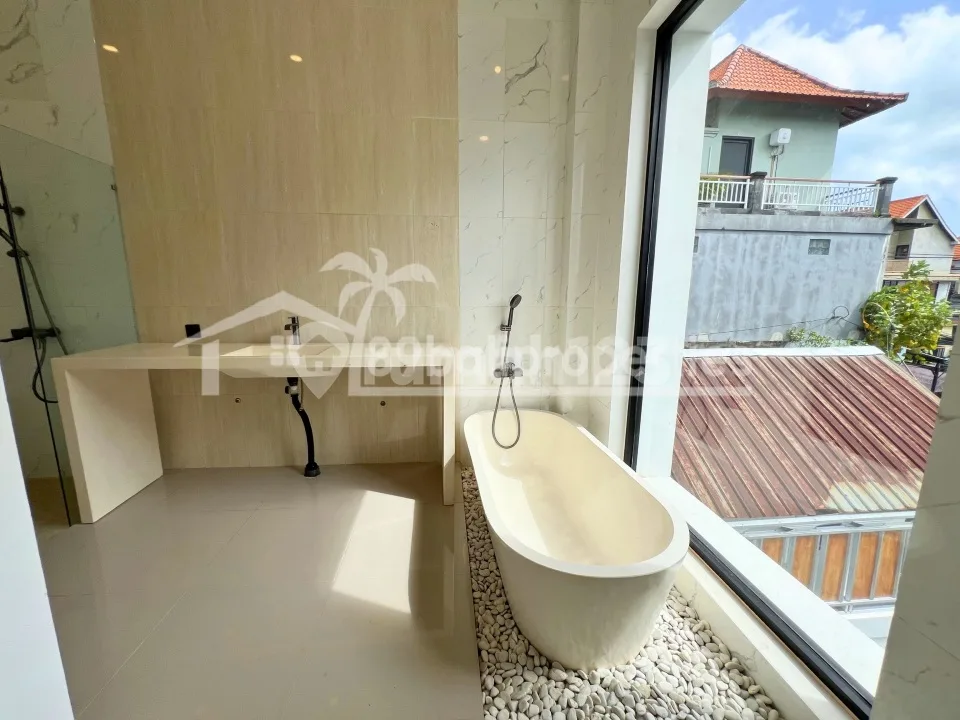 2 Bedr Villa In Seseh - Image 4 of 4