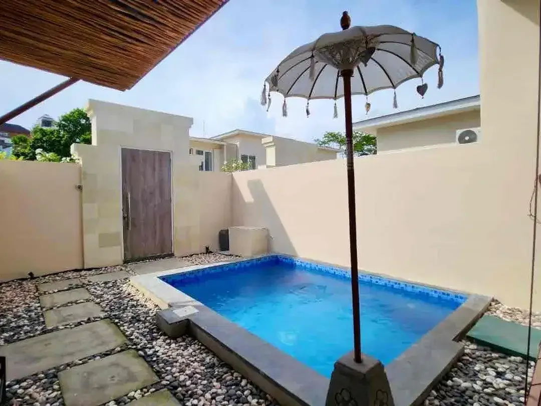 Villa Kawasan PREMIUM Fully Furnished di Jl Dharmawangsa - Image 2 of 10