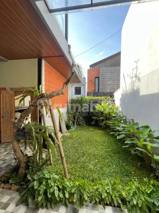 Rumah Sewa Semi Furnished 2 Lantai di Denpasar Barat - Image 2 of 4