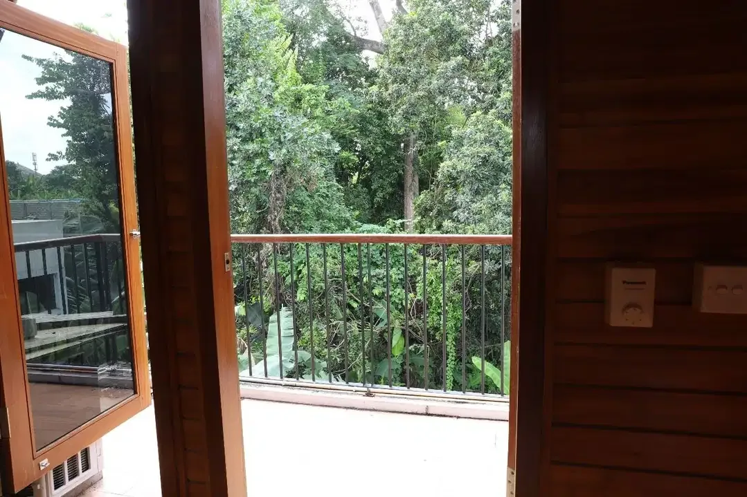 Dijual Villa Unik & Siap Huni di Dalung, Bali – 3 Kamar Tidur, Kolam R - Image 5 of 10