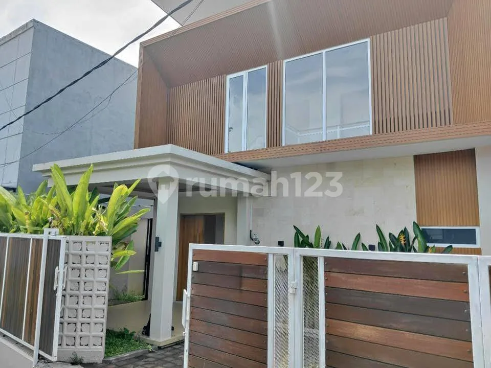 Villa 3Br View Sawah Dekat Pantai Canggu Badung - Bali - Image 3 of 4