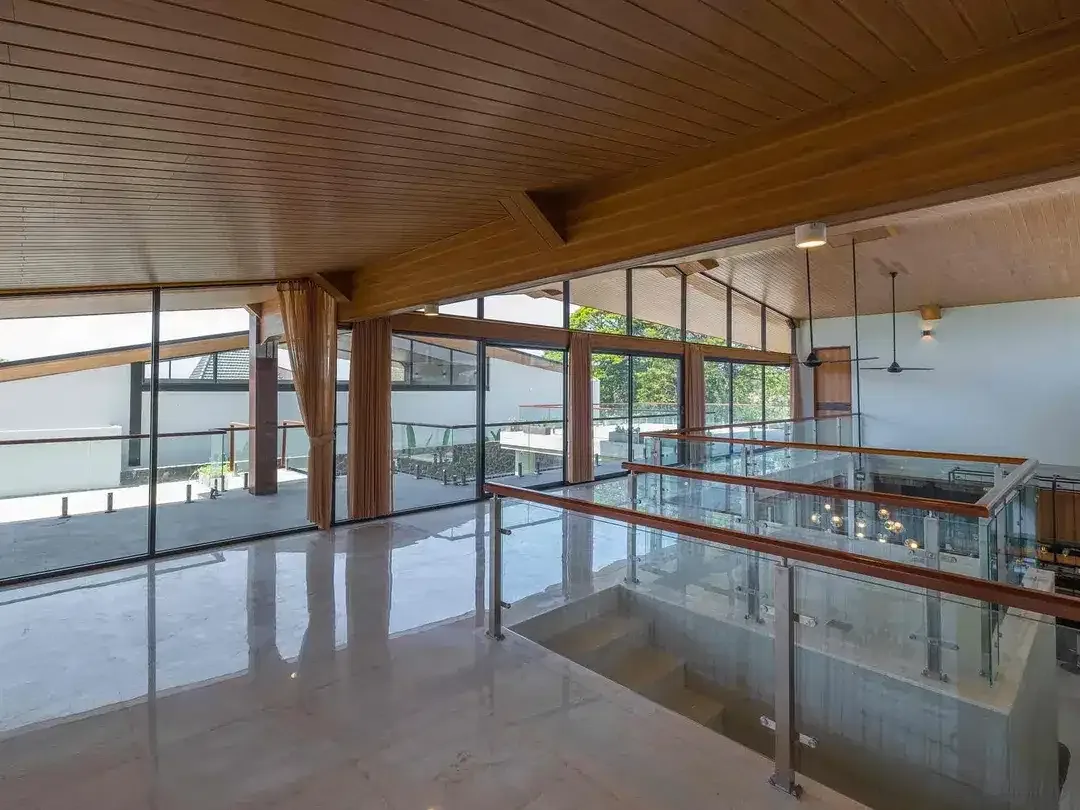 4 BEDROOMS OCEAN VIEW VILLA AT SANUR - Image 3 of 10