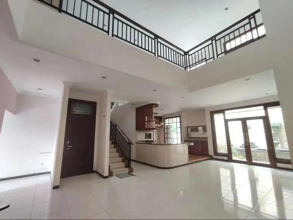 Jual rumah BESAR dan MEWAH, luas 4are di gatsu tengah kota Denpasar - Image 7 of 10