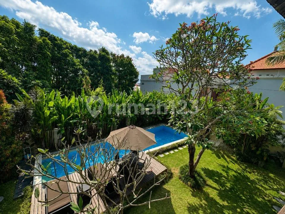 Luxury Tropical Villa In Padonan, Canggu - Move In Ready - Image 2 of 4