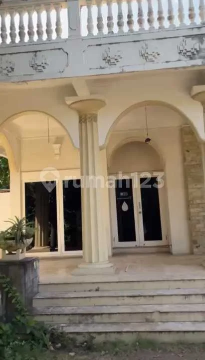 Rumah Besar dan Luas 10 KT di Jalan Utama Bypass Ngurah Rai Sanur Bali - Image 3 of 4
