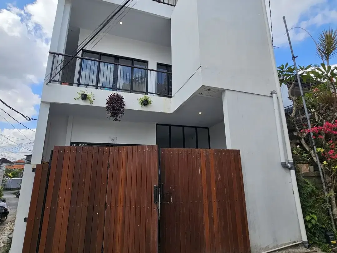 Rumah Baru di lingkungan pariwisata  pantai berawa - Image 3 of 10