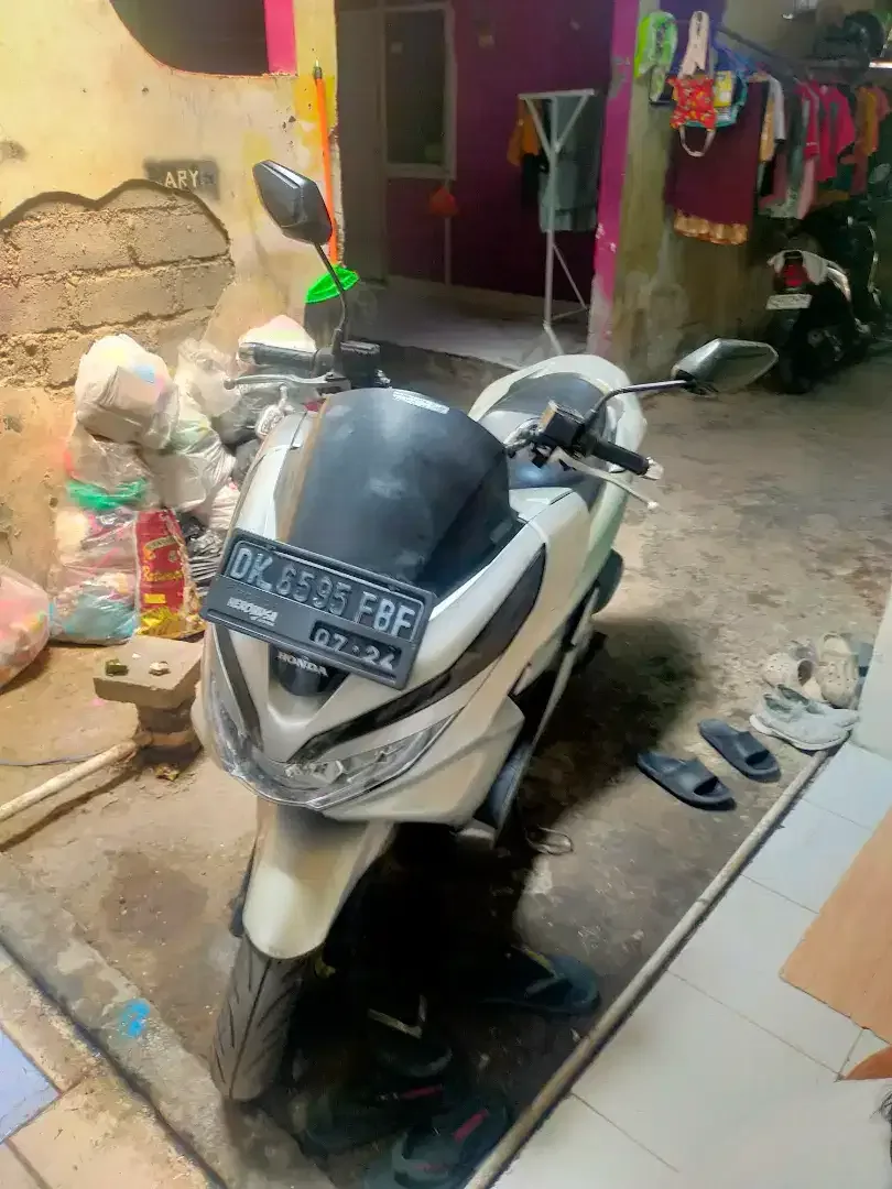 Honda PCX 2019 ABS - Image 1 of 2