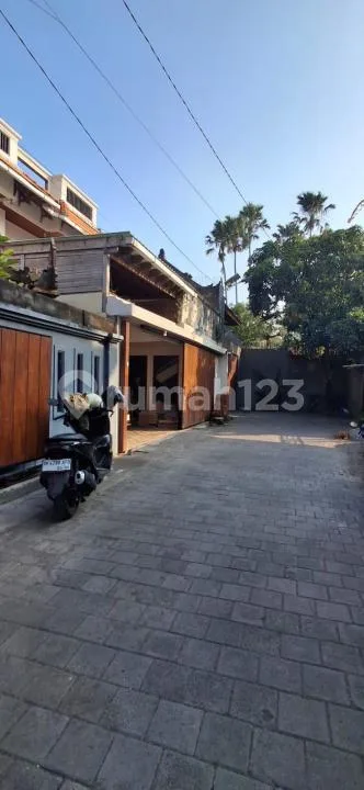 Disewakan Rumah 3 BR Furnished di Sanur Kauh, Densel - Image 3 of 4