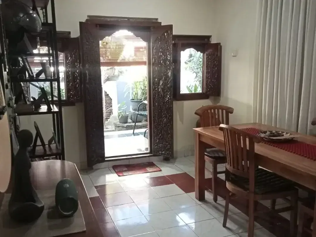 DIJUAL VILLA WITH POOL NON FURNISHED SANUR AREA - Image 5 of 10